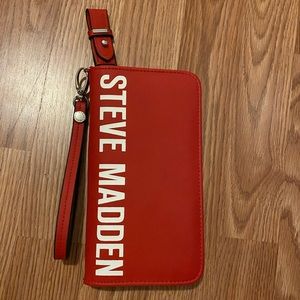 Brand New Steve Madden Wallet/Wristlet